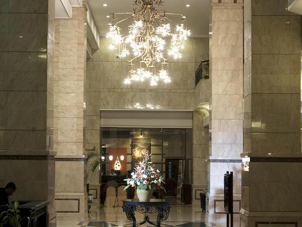 Grand Cempaka Business Hotel Τζακάρτα Εξωτερικό φωτογραφία