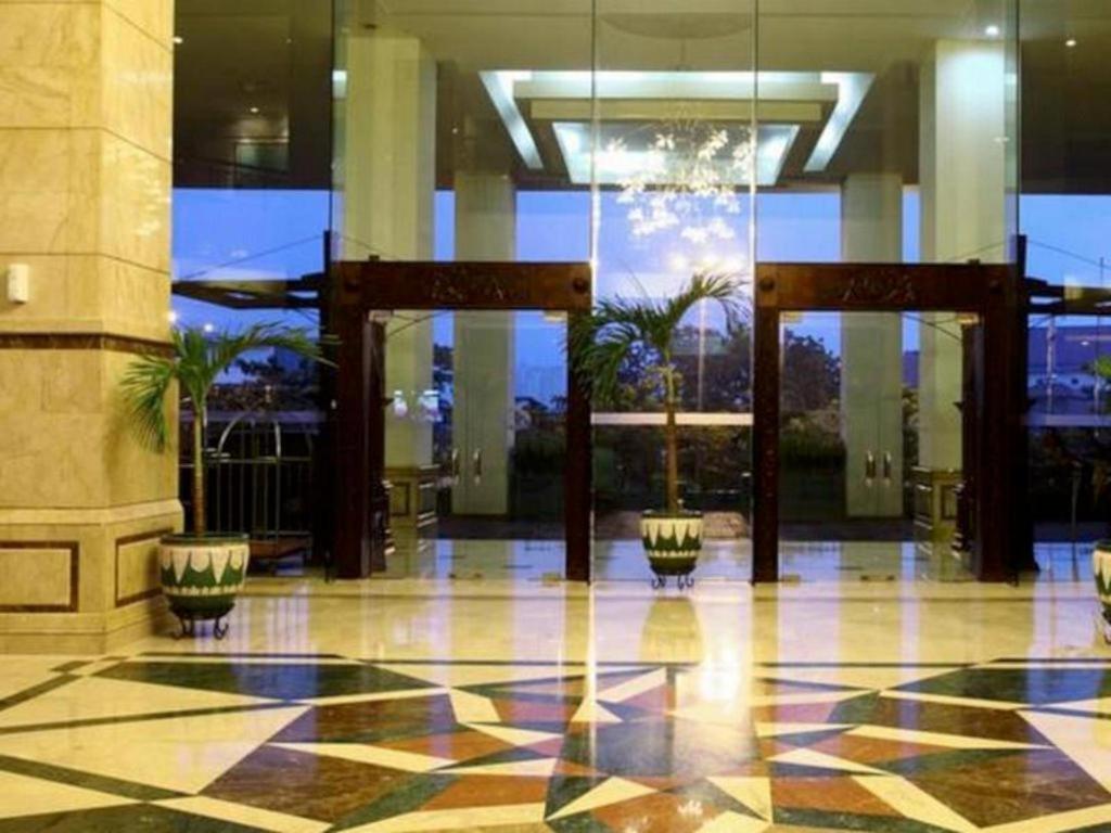 Grand Cempaka Business Hotel Τζακάρτα Εξωτερικό φωτογραφία