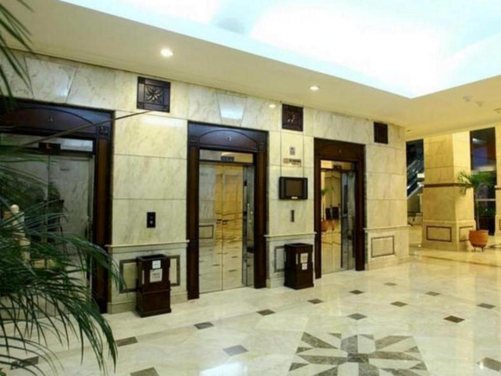 Grand Cempaka Business Hotel Τζακάρτα Εξωτερικό φωτογραφία