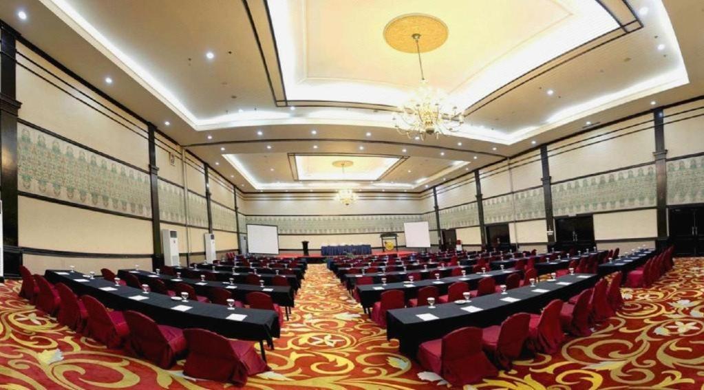 Grand Cempaka Business Hotel Τζακάρτα Εξωτερικό φωτογραφία